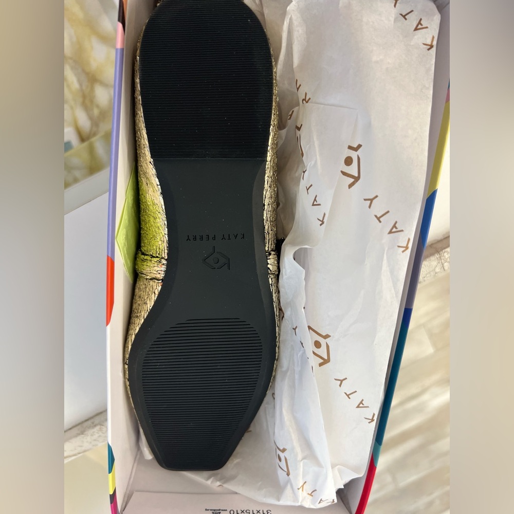Katy Perry Collections Gold Flats - Picture 5 of 7